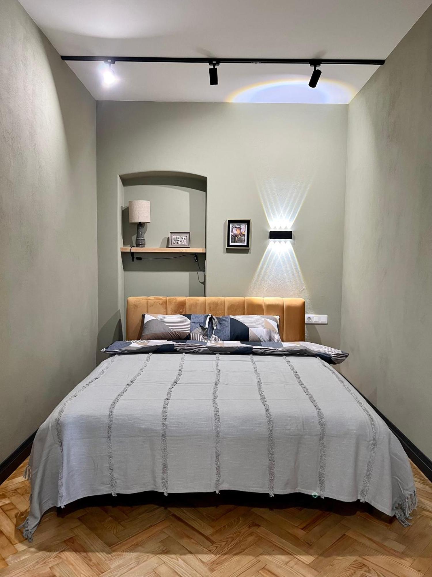 Art Apartment Glebova ลวีฟ ภายนอก รูปภาพ