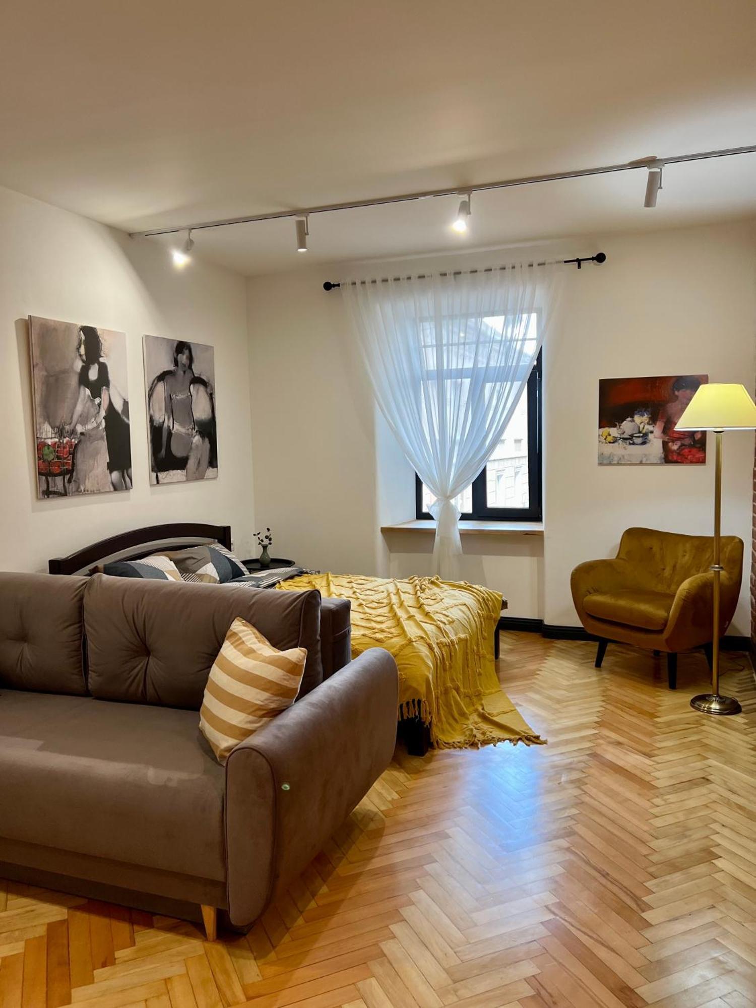 Art Apartment Glebova ลวีฟ ภายนอก รูปภาพ