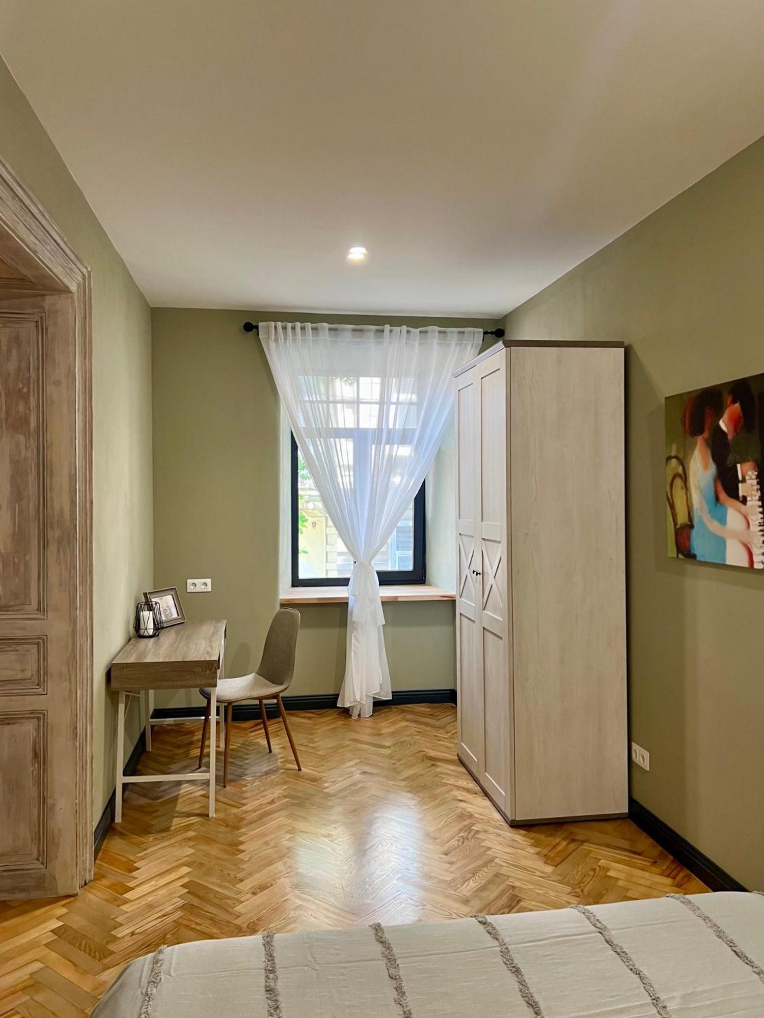 Art Apartment Glebova ลวีฟ ภายนอก รูปภาพ