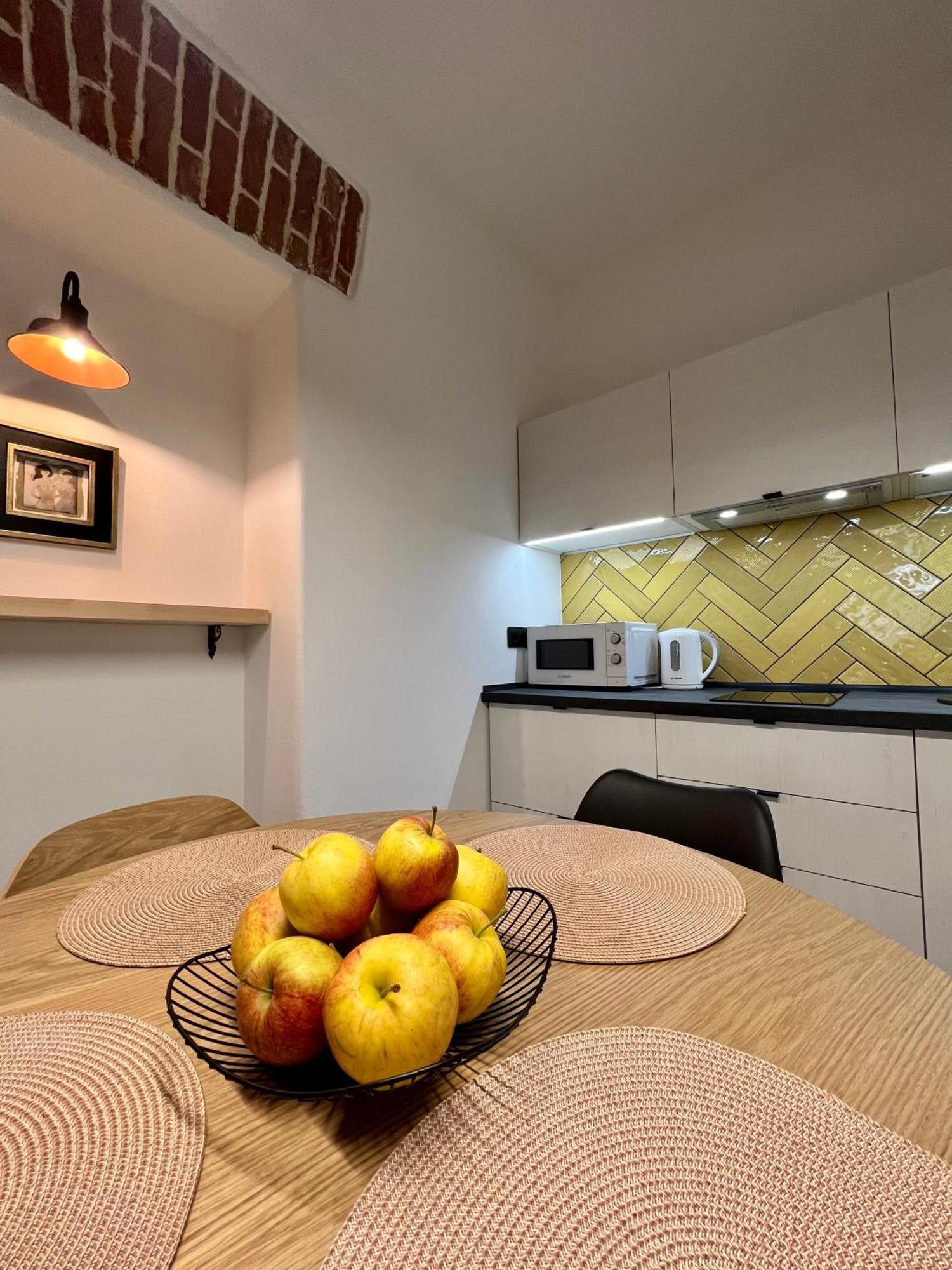 Art Apartment Glebova ลวีฟ ภายนอก รูปภาพ