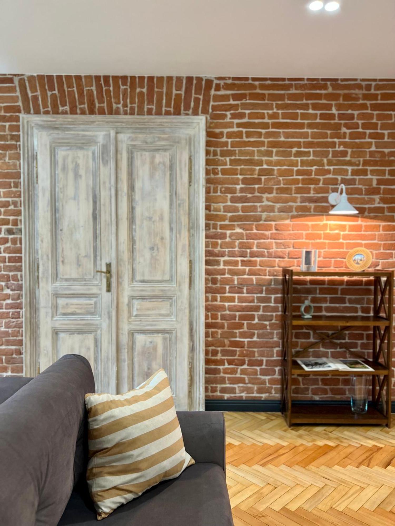 Art Apartment Glebova ลวีฟ ภายนอก รูปภาพ